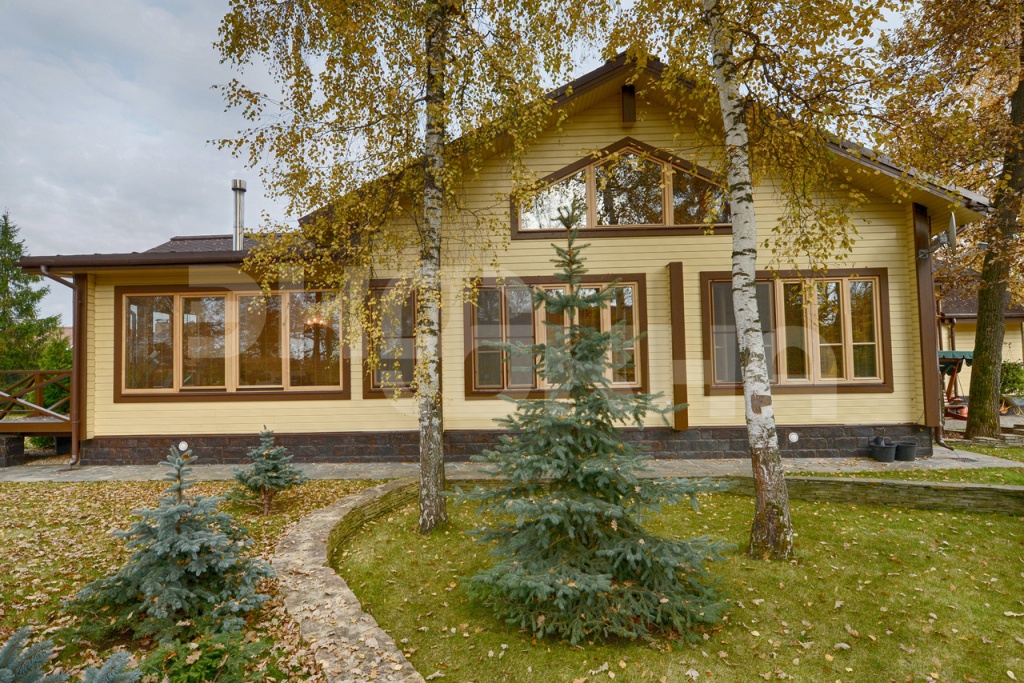 Деревянные окна для дачи в Струнино